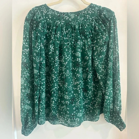 Ann Taylor Green and White Puff Sleeve Blouse - Picture 2 of 6